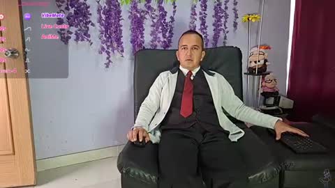 Snapshot of yazflor chatting on 07/13/26, 02:20 Hazzan y Greisy online show from 07/13/26, 02:20