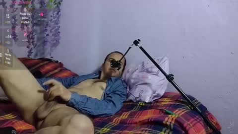 Snapshot of yazfore chatting on 09/23/25, 06:44 Hazzan online show from 09/23/25, 06:44