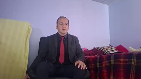 Snapshot of yazfore chatting on 06/11/26, 01:53 Hazzan online show from 06/11/26, 01:53