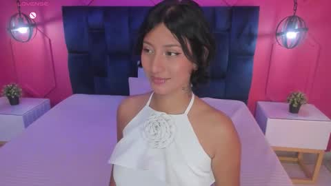 Snapshot of yazmin_rouse chatting on 03/12/26, 01:28 Yazmin online show from 03/12/26, 01:28