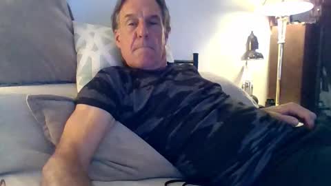 yeah_baby6988 online show from 02/11/26, 02:05