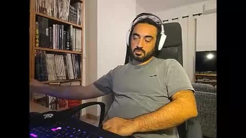 yeeaahoo online show from 09/08/25, 06:18