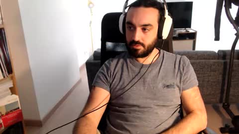 yeeaahoo online show from 12/02/25, 08:08