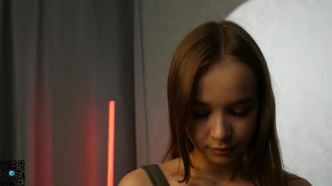 Snapshot of yeepshyy chatting on 12/12/24, 05:04 Kate online show from 12/12/24, 05:04