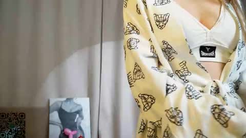 Snapshot of yeepshyy chatting on 02/06/26, 06:11 Kate online show from 02/06/26, 06:11