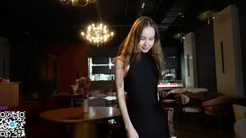 Snapshot of yeepshyy chatting on 04/06/26, 11:49 Kate online show from 04/06/26, 11:49