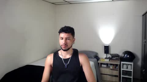 Snapshot of yeff_stone chatting on 07/14/26, 02:05 yeff online show from 07/14/26, 02:05