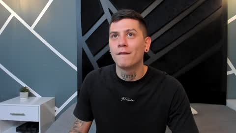 YEIKO ROMERO online show from 01/14/25, 05:23