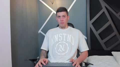 YEIKO ROMERO online show from 01/21/25, 05:20