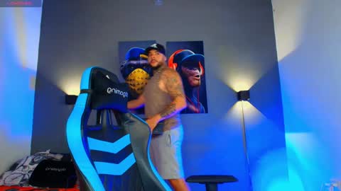 yeikoe1 online show from 01/14/25, 03:01