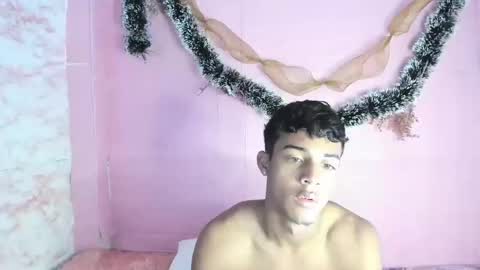 yeison_77 online show from 12/13/24, 05:49