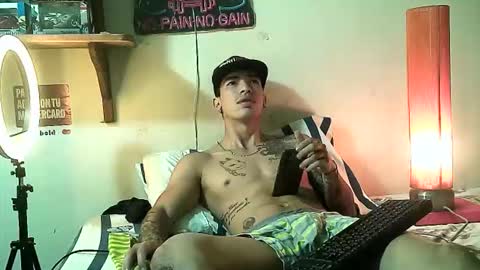 Snapshot of yeisoncastellanos1999 chatting on 03/28/26, 06:07 yeisoncastellanos1999 online show from 03/28/26, 06:07
