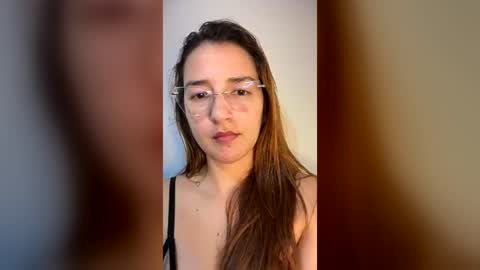 Snapshot of yelaine chatting on 07/02/26, 01:49 yelaine online show from 07/02/26, 01:49