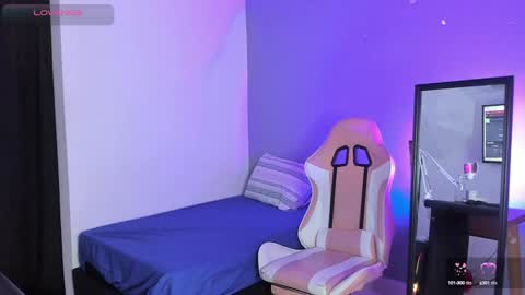 Snapshot of yelena03 chatting on 02/26/25, 12:27 yelena03 online show from 02/26/25, 12:27