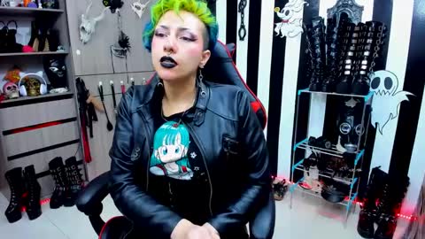 Snapshot of yelena_bondaje chatting on 12/20/24, 11:58 Yelena online show from 12/20/24, 11:58