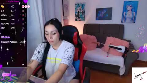 Snapshot of yeliana_sexy chatting on 06/11/26, 12:32 Valery online show from 06/11/26, 12:32