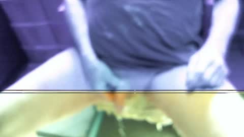 Snapshot of yellowsnakes chatting on 06/17/26, 06:09 . y e l l o w s n a k e s . online show from 06/17/26, 06:09