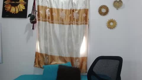 Snapshot of yemaya_28 chatting on 02/09/25, 01:25 Yemaya 28 online show from 02/09/25, 01:25