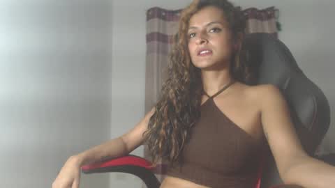 Snapshot of yemaya_28 chatting on 04/18/26, 06:39 Yemaya 28 online show from 04/18/26, 06:39