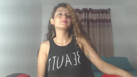 Snapshot of yemaya_28 chatting on 04/30/26, 05:14 Yemaya 28 online show from 04/30/26, 05:14