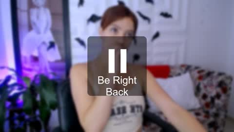 Snapshot of yemfairymcry chatting on 10/18/25, 12:39 YEM online show from 10/18/25, 12:39