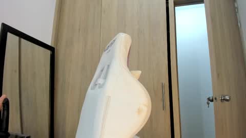 Snapshot of yenifer016 chatting on 02/24/25, 03:55 yenifer016 online show from 02/24/25, 03:55