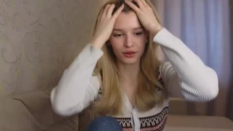 Yenna online show from 02/26/26, 05:06