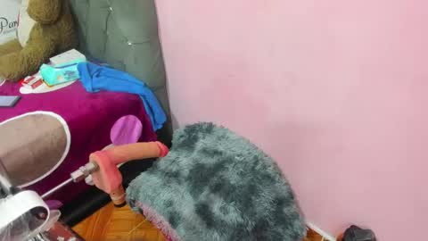 Snapshot of yeny_sex chatting on 01/19/26, 03:43 yeny_sex online show from 01/19/26, 03:43