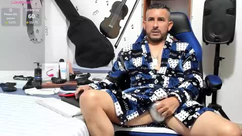 Yeol online show from 01/26/25, 06:16