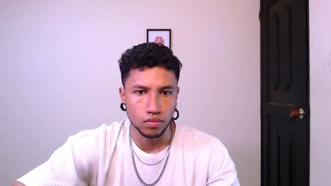 Snapshot of yerfon_s1 chatting on 12/17/24, 04:34 Yeff ind. model online show from 12/17/24, 04:34