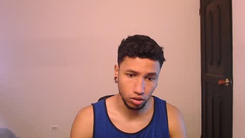 Snapshot of yerfon_s1 chatting on 01/04/25, 05:16 Yeff ind. model online show from 01/04/25, 05:16