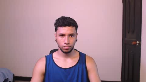 Snapshot of yerfon_s1 chatting on 01/05/25, 02:38 Yeff ind. model online show from 01/05/25, 02:38