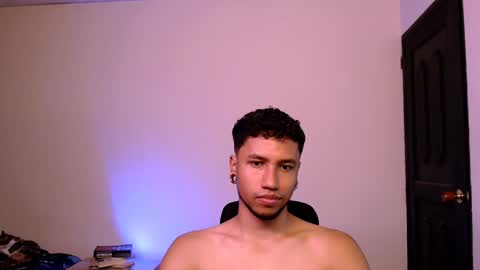 Snapshot of yerfon_s1 chatting on 01/16/25, 02:41 Yeff ind. model online show from 01/16/25, 02:41