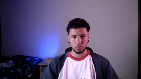 Snapshot of yerfon_s1 chatting on 03/05/25, 12:59 Yeff ind. model online show from 03/05/25, 12:59