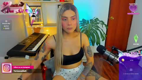 Snapshot of yeriawaddell_ chatting on 12/28/24, 01:29 yeriawaddell  online show from 12/28/24, 01:29