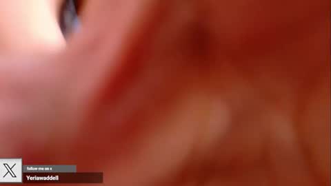 Snapshot of yeriawaddell_ chatting on 10/07/25, 09:01 yeriawaddell  online show from 10/07/25, 09:01