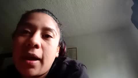 Yesi online show from 03/04/25, 07:54