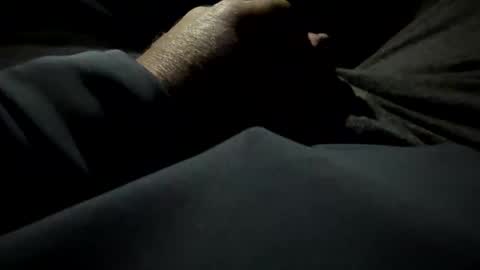 Snapshot of yesdaddystickitin2 chatting on 12/21/25, 10:22 yesdaddystickitin2 online show from 12/21/25, 10:22