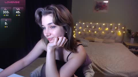 Snapshot of yesofie chatting on 01/22/25, 07:34 Sofie online show from 01/22/25, 07:34