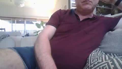 yesplease1969 online show from 09/21/25, 04:03