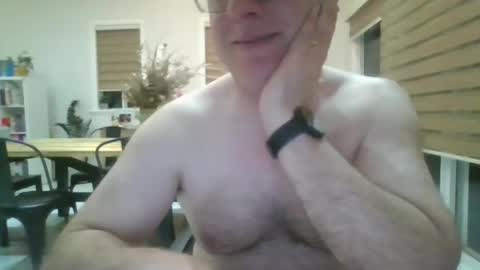 yesplease1969 online show from 10/11/25, 11:53