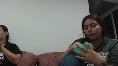 Snapshot of yessica_08 chatting on 05/07/26, 02:28 yessica and andres online show from 05/07/26, 02:28