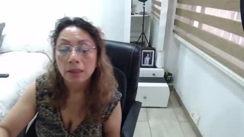 jessy online show from 12/10/24, 07:11