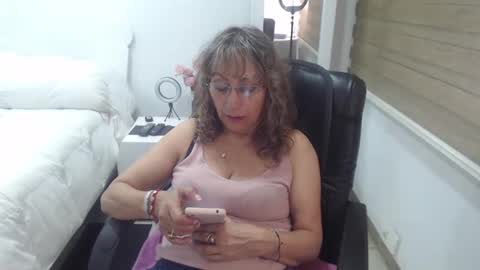 jessy online show from 12/30/24, 01:04