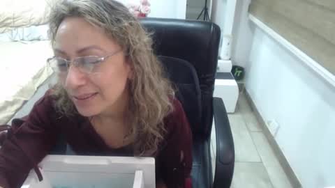 jessy online show from 01/05/25, 03:11