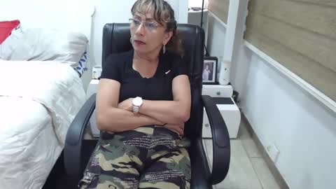 jessy online show from 02/22/25, 01:11