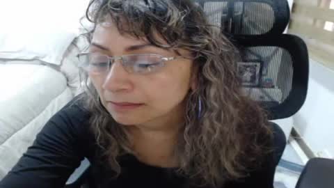 Snapshot of yessilatin chatting on 07/14/26, 06:46 jessy online show from 07/14/26, 06:46