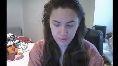 Snapshot of yesyoucanjustdoit chatting on 01/09/26, 11:57 Kira online show from 01/09/26, 11:57
