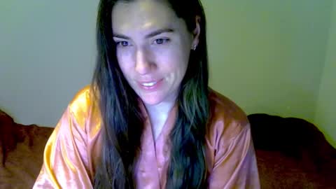 Snapshot of yesyoucanjustdoit chatting on 02/08/26, 02:31 Kira online show from 02/08/26, 02:31