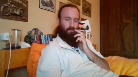 Snapshot of yeti_92 chatting on 10/16/25, 04:08 yeti_92 online show from 10/16/25, 04:08